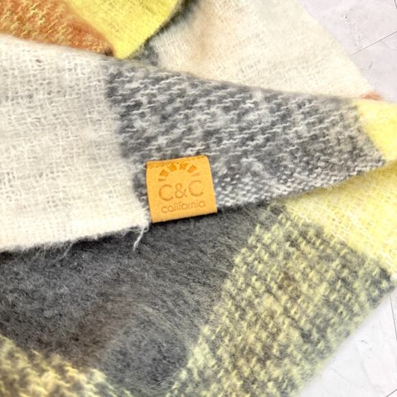 C & C California Soft Long Plaid Scarf Wrap Cozy Weather Outdoor 82x12" in EUC - Picture 3 of 7